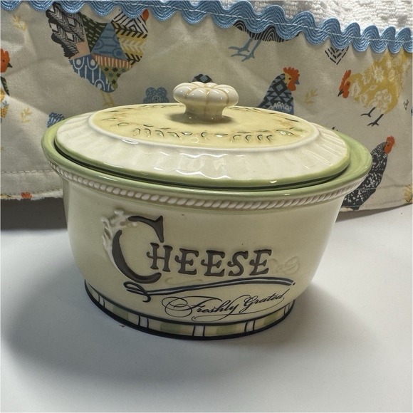 Other - Ceramic Cheese Canister Floral Pattern 'Cheese Freshly Grated' w/ Lift-Off Lid